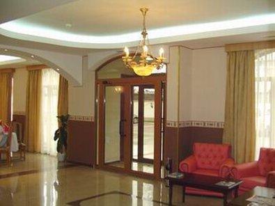 פלוייסטי Hotel Europa מראה פנימי תמונה